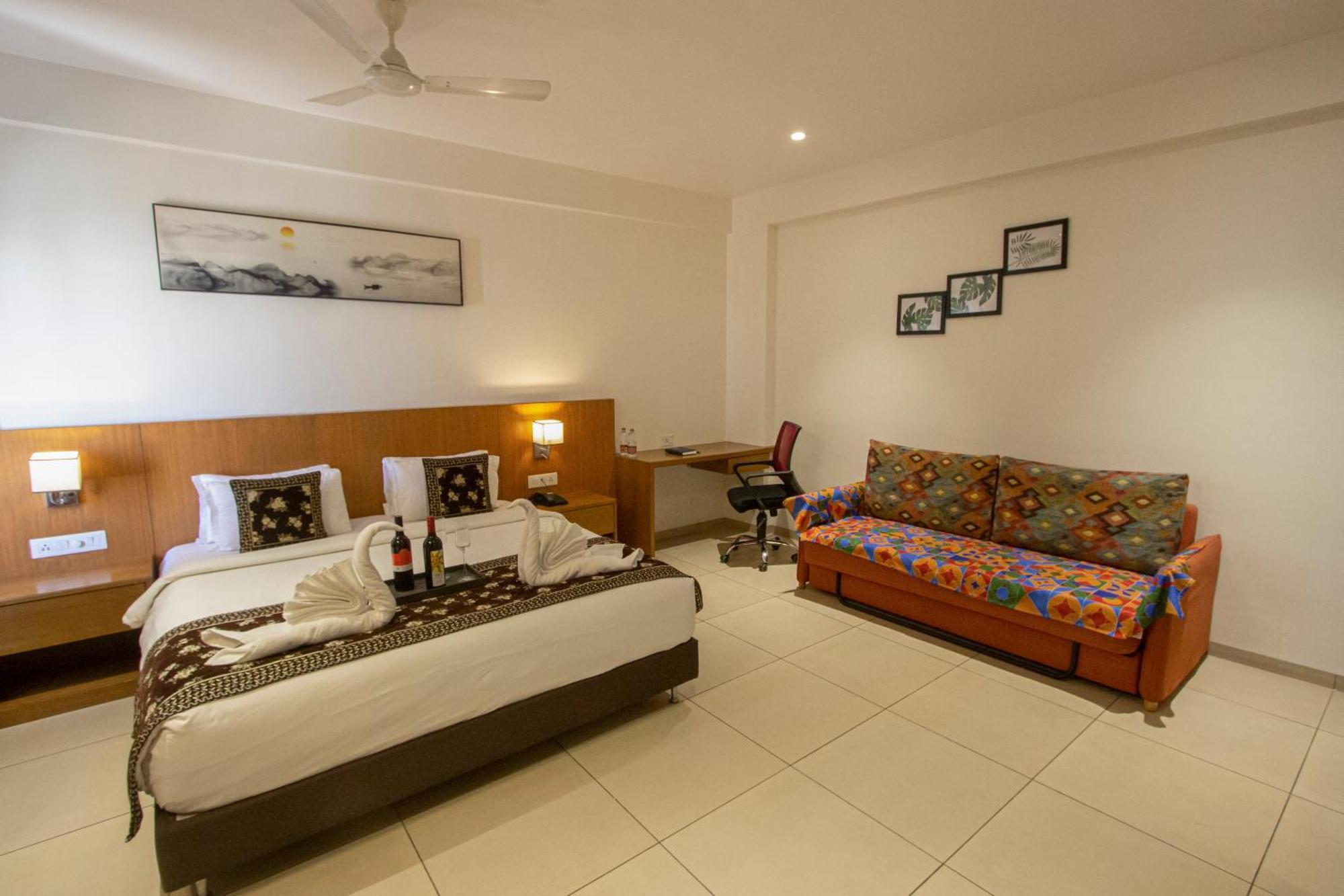 Monarch Express Chakan Hotel Ngoại thất bức ảnh